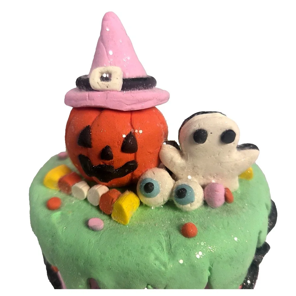 Unbranded Halloween Faux Cake Figurine Adults 10in Pink Mint New Ghost Pumpkin